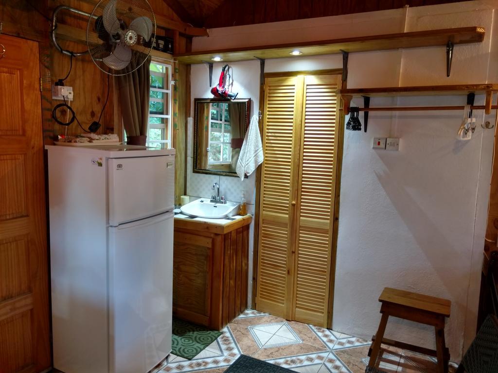 Mainroad Suite Calibishie Extérieur photo